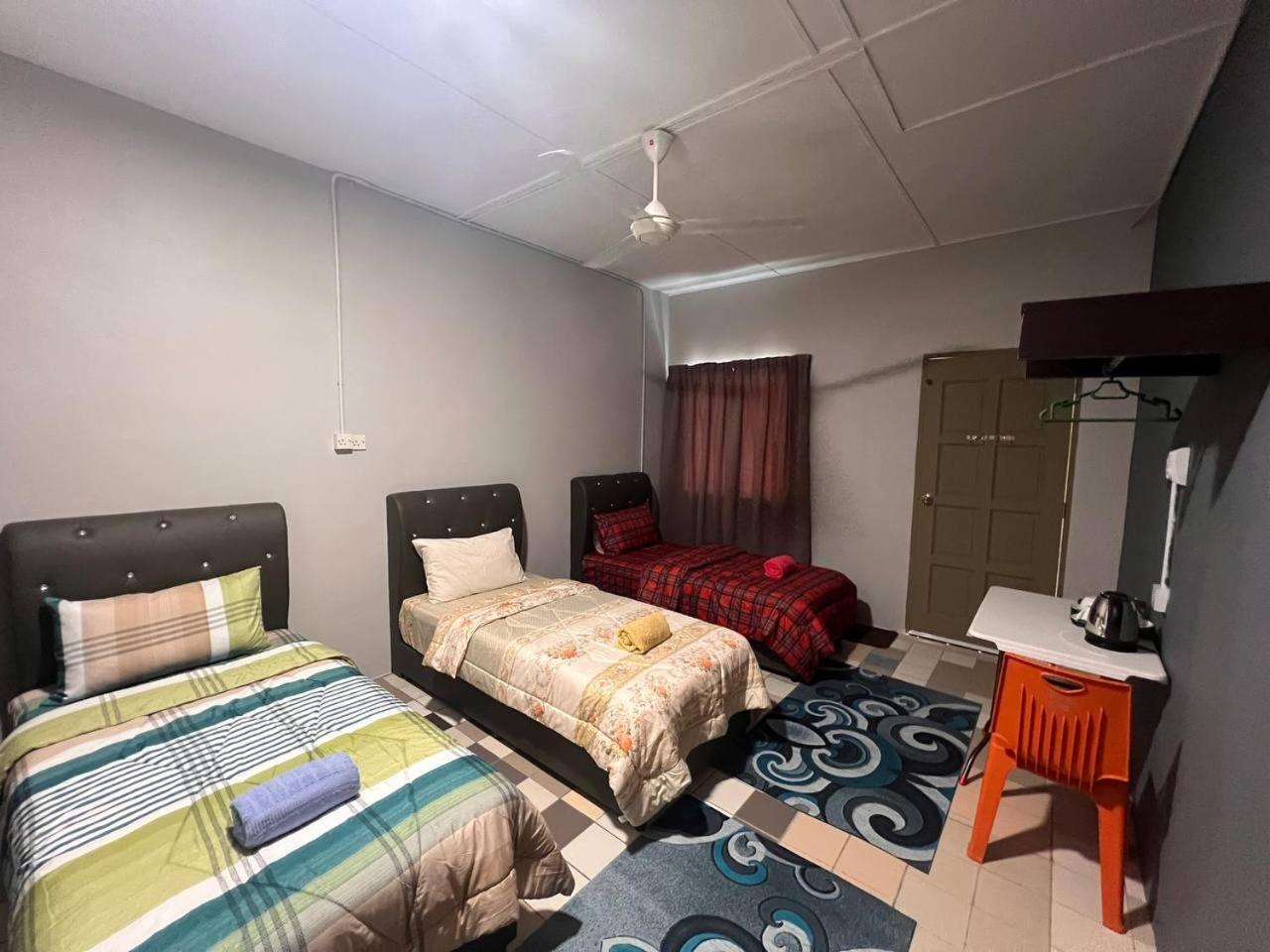 Hotel Putra Sentosa Retreat Camp, Sematan Pokoj fotografie